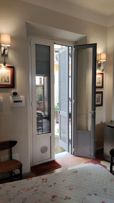 Monolocale Intimo Con Terrazzino Apartment Milano Ngoại thất bức ảnh